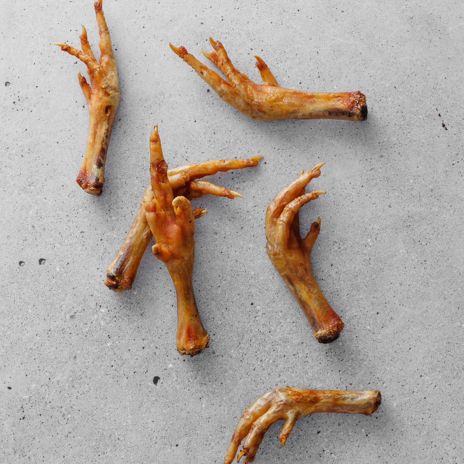 Tucker Tub Chicken Feet